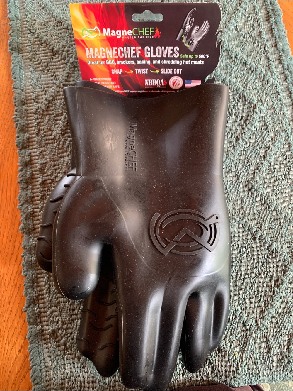 New Magnechef Gloves